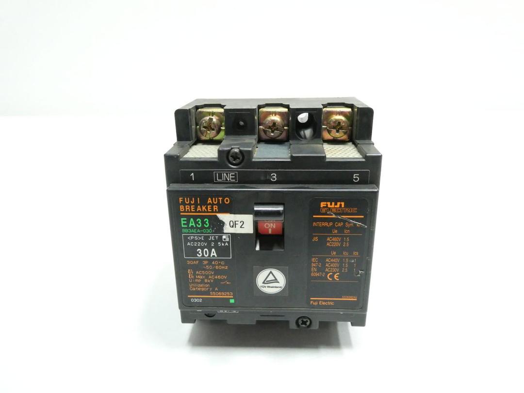 FUJI ELECTRIC EA33 MOLDED CASE CIRCUIT BREAKER 3P 30A AMP 500V-AC