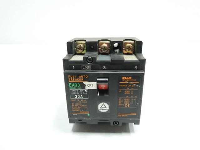 FUJI ELECTRIC EA33 MOLDED CASE CIRCUIT BREAKER 3P 30A AMP 500V-AC