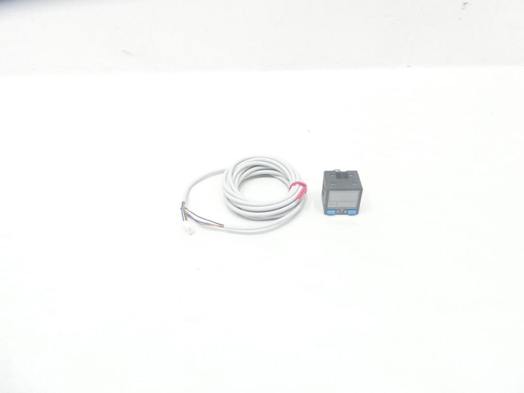 FESTO SPAB-P10R-G18-2P-K1-552362 PRESSURE SENSOR 0-145PSI 12-24V-DC