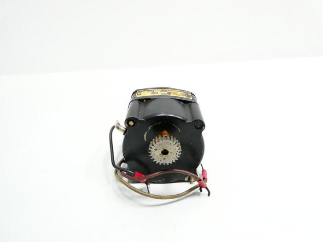 HOLTZER CABOT MOTORS RBC-2505 SYNCHRONOUS MOTOR 30RPM 10W 115V-AC