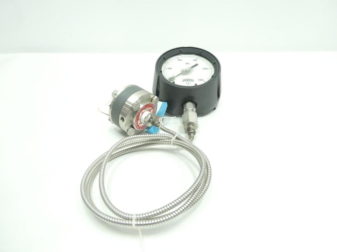 WINTERS M515-04 PRESSURE GAUGE 4-1/2IN 0-1500KPA 1/2IN NPT