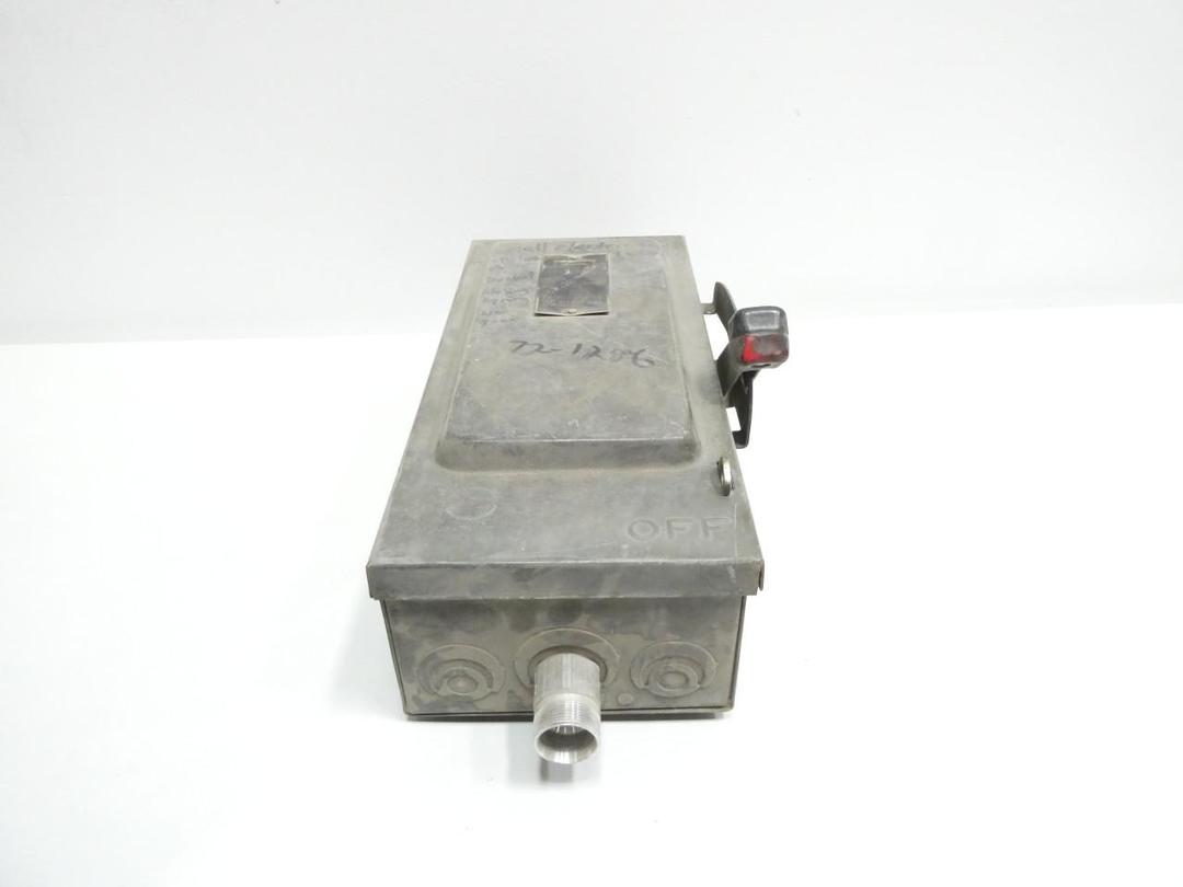 SQUARE D CHU361 NON-FUSIBLE DISCONNECT SWITCH 3P 30A AMP 600V-AC