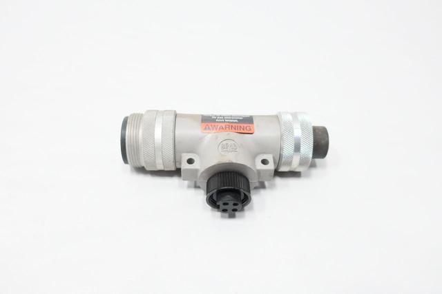 WOODHEAD TC40140-001 3-WAY PLUG ADAPTER