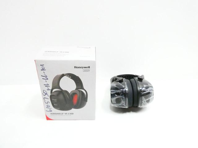 HONEYWELL VS130D HOWARD LEIGHT EAR MUFFS