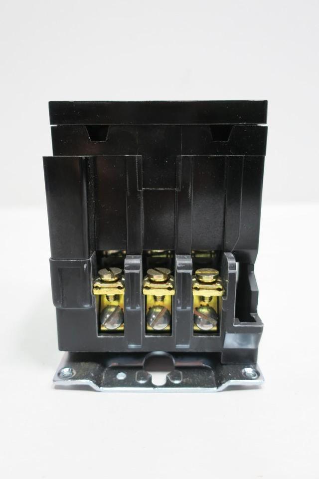 SQUARE D 8903SMO2V02 LIGHTING CONTACTOR 120V-AC