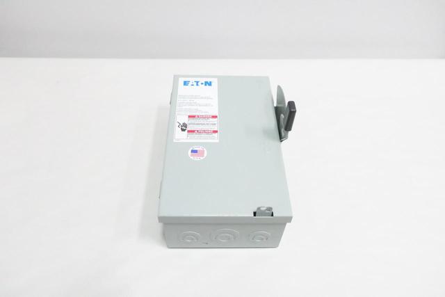 EATON DG321NGB FUSIBLE DISCONNECT SWITCH 3P 30A 120/240V-AC