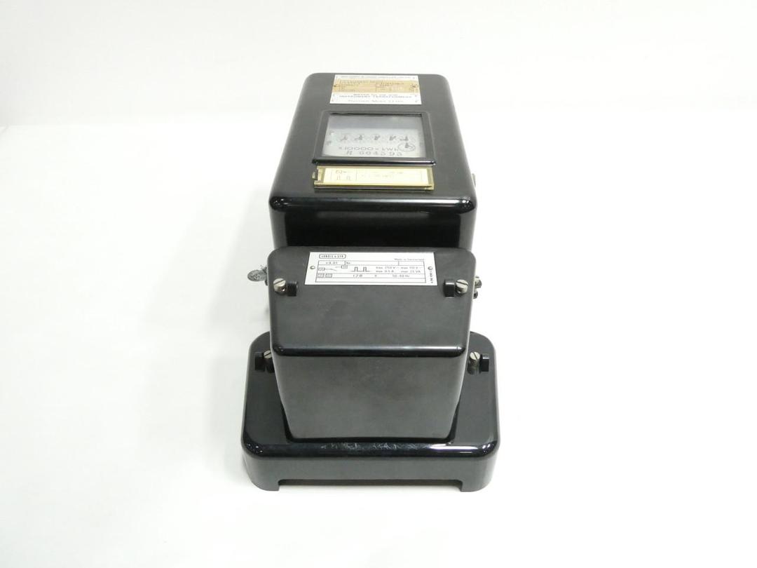 LANDIS & GYR FFP7HR3 47762230-A R3.21 INSTRUMENT TRANSFORMER RELAY METER 120V-AC