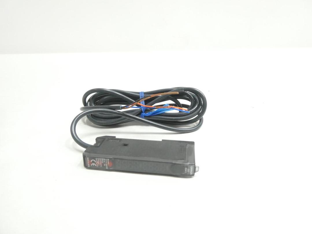 OMRON E2C-EDA11 PROXIMITY SWITCH 12-24V-DC