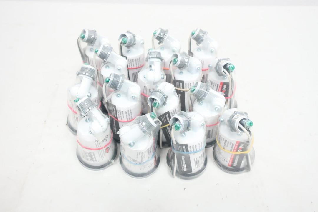 BOX OF 16 THOMAS&BETTS S500WHEG-CN LAMPHOLDER