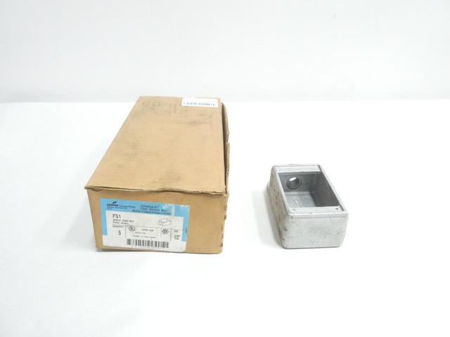 PACK OF 5 CROUSE HINDS FS1 CONDULET SINGLE GANG BOXES 1/2IN