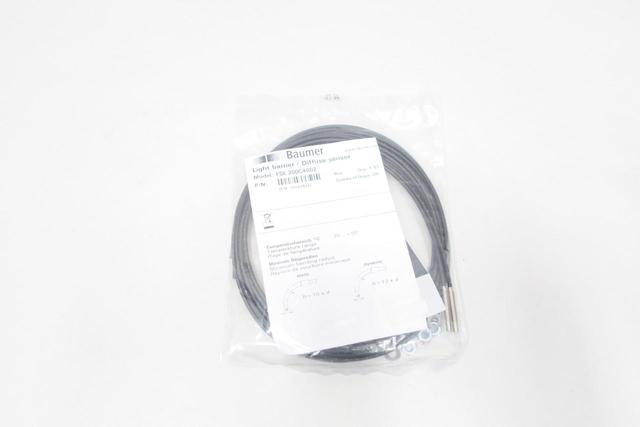 BAUMER FSE 200C4002 LIGHT BARRIER DIFFUSE SENSOR