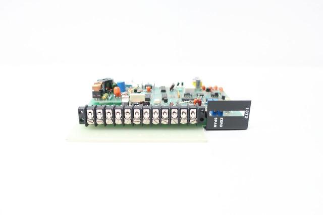 RIS XSC-1372-88098 SIGNAL CONDITIONER 24V-DC