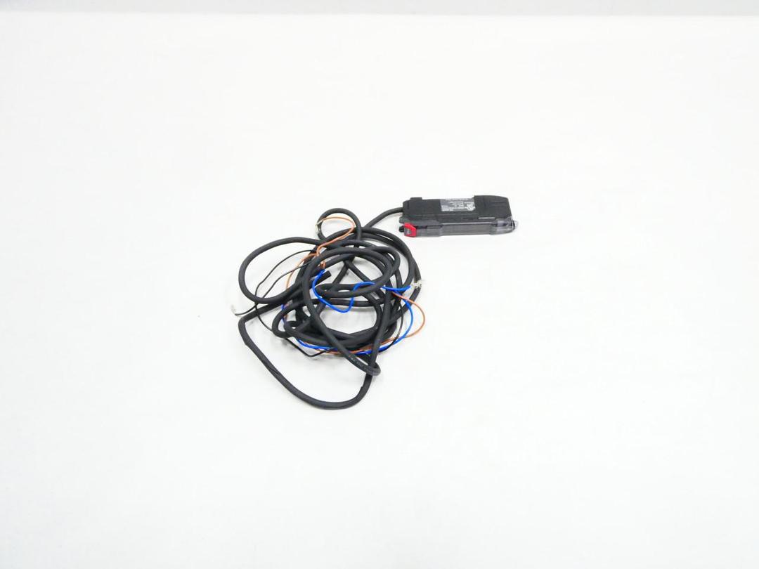 KEYENCE FS-N41P FIBER OPTIC SENSOR AMPLIFIER 10-30V-DC