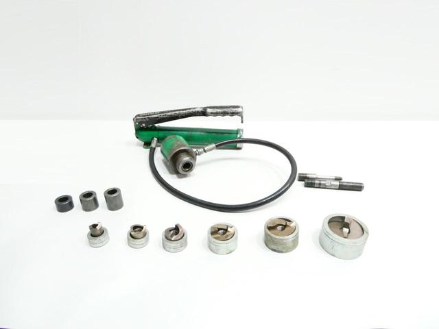 GREENLEE 7506 SLUG SPLITTER HYDRAULIC KNOCKOUT PUNCH DRIVER SET WITH HAND PUMP