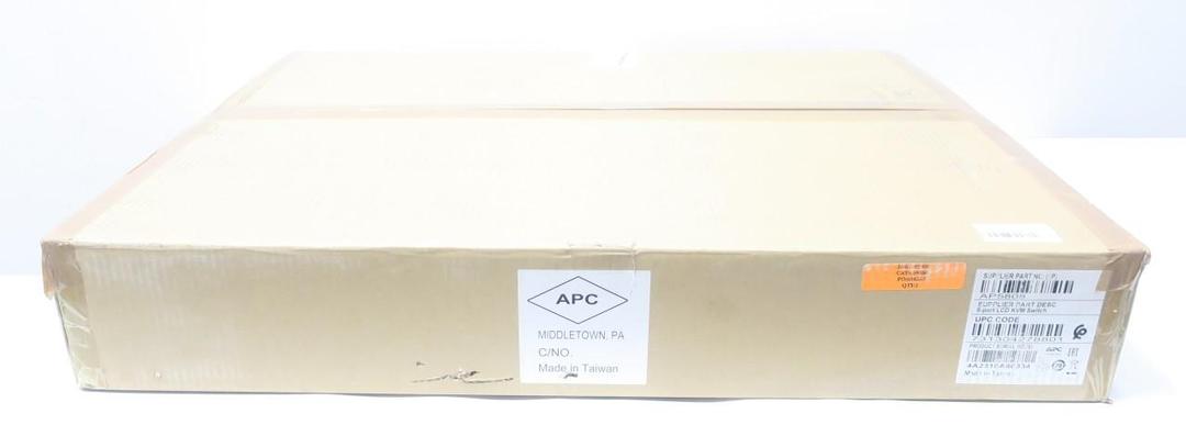 APC AP5808 8-PORT LCD KVM SWITCH