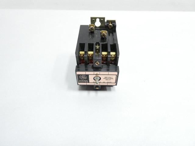GENERAL ELECTRIC GE CR120B04004 INDUSTRIAL RELAY 460V-AC