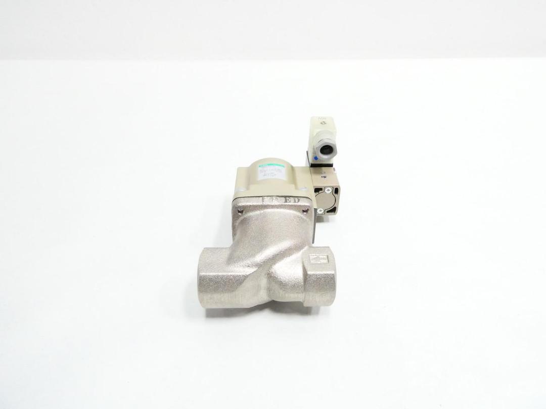 CKD CVSE2-15A-30-02H-1 PNEUMATIC SOLENOID VALVE 100/110V-AC 0.7MPA 1/2IN NPT