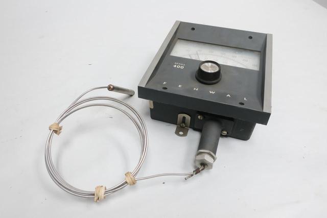 FENWAL 40-702000-429 TEMPERATURE CONTROLLER 50-400F 125-250V-AC