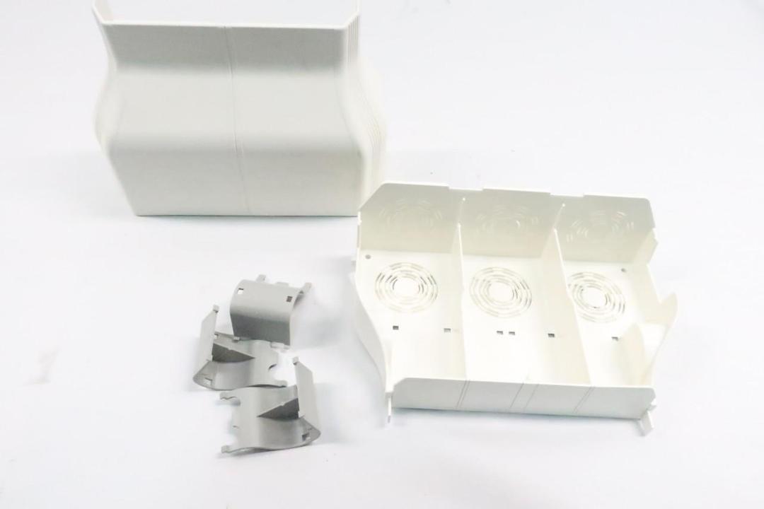 PANDUIT T702EEIW PAN-WAY TWIN 70 ENTRANCE END FITTING
