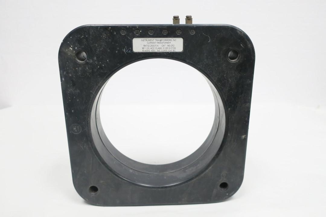 INSTRUMENT TRANSFORMER 140-252 CURRENT TRANSFORMER 2500:5A 600V-AC