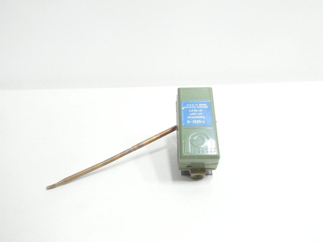 JOHNSON CONTROLS T-5210-8 TEMPERATURE TRANSMITTER 50-150F