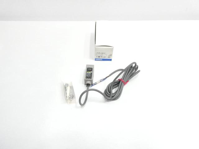 OMRON E3S-CD12 PHOTOELECTRIC SENSOR 10-30V-DC