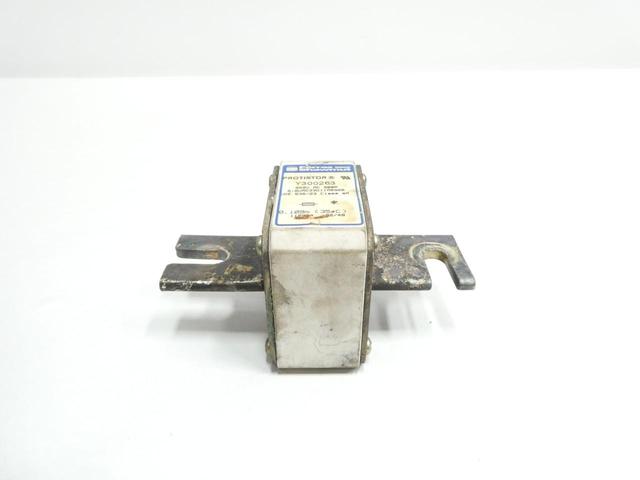 FERRAZ SHAWMUT Y300263 6.6URD33D11A0900 PROTISTOR BLADE FUSE 900A AMP 660V-AC