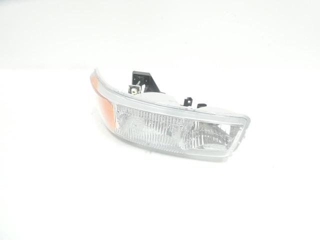 GENERAL MOTORS GM 15850351 DRIVER SIDE HEADLIGHT