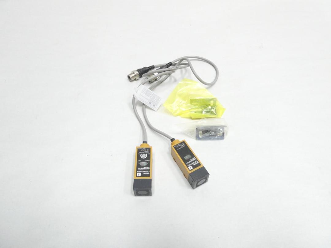 OMRON E3S-5E4-M1J PHOTOELECTRIC SENSOR