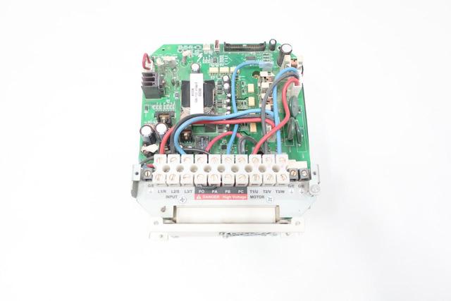 TOSHIBA VT130G7U2010B TRANSISTOR INVERTER 208/230V-AC 0.1HZ 208/230V-AC 0.75HP