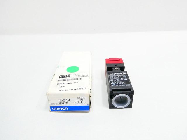 OMRON D4NS-1AF INTERLOCK SAFETY DOOR SWITCH 240V-AC 250V-DC