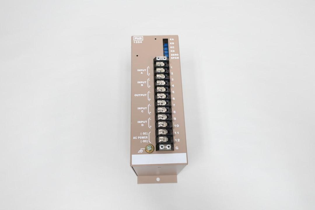 RIS XSC-1354-840032A SIGNAL CONDITIONER 115V-AC 0-10V-DC