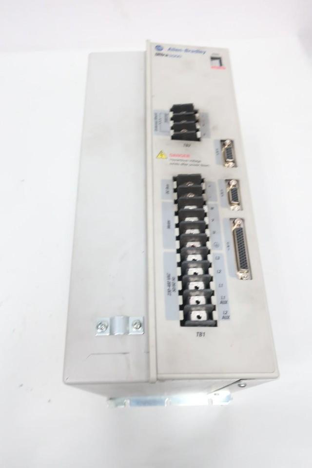 ALLEN BRADLEY 2098-DSD-HV150 SERVO DRIVE 230/460V-AC 230/460V-DC 3PH