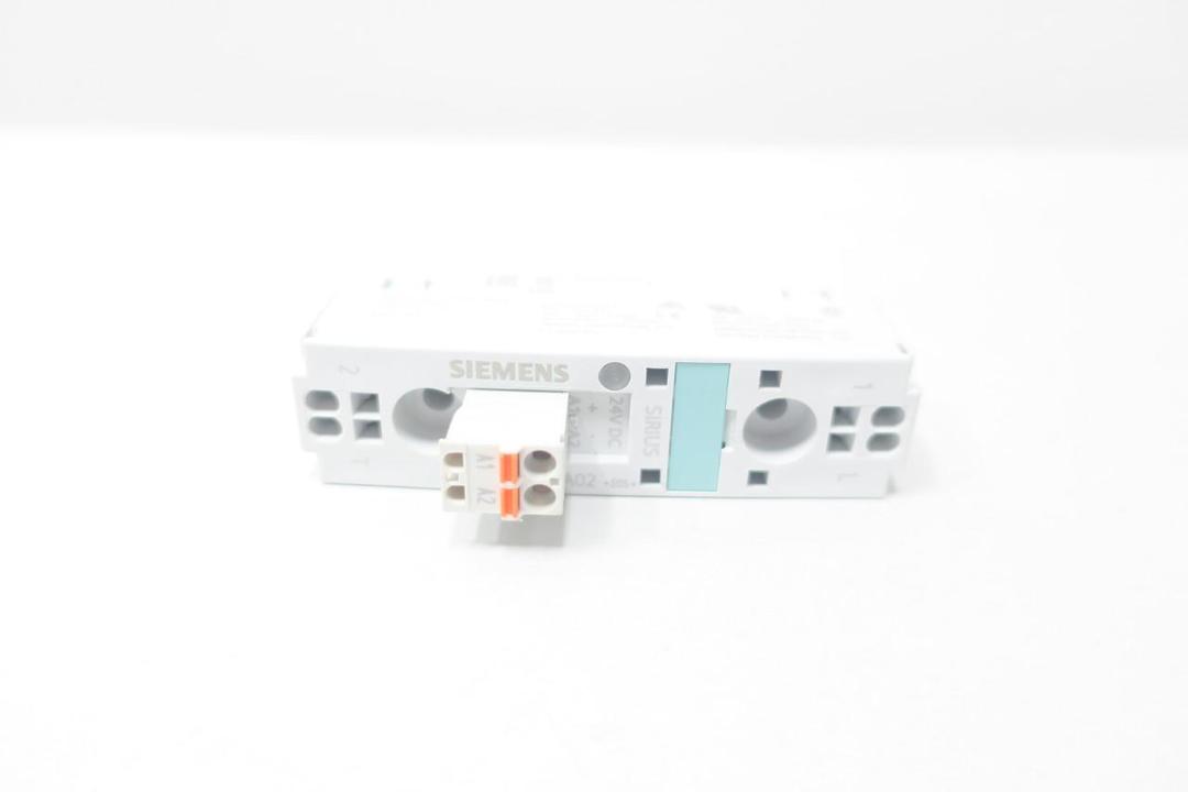 SIEMENS 3RF2190-2AA02 SEMICONDUCTOR RELAY 230V-AC 20A AMP 24V-DC