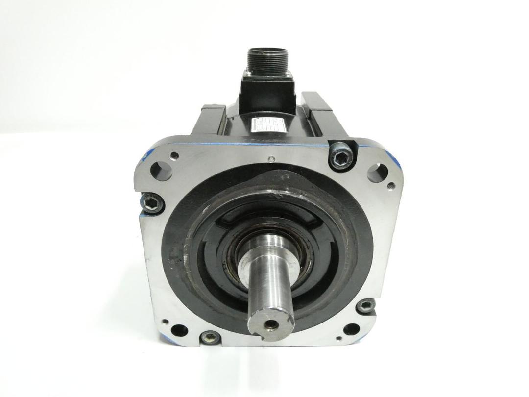 YASKAWA SGMRV-30ANA-YR12 SERVO MOTOR 2.9KW 1500RPM 18.5NM 200V-AC