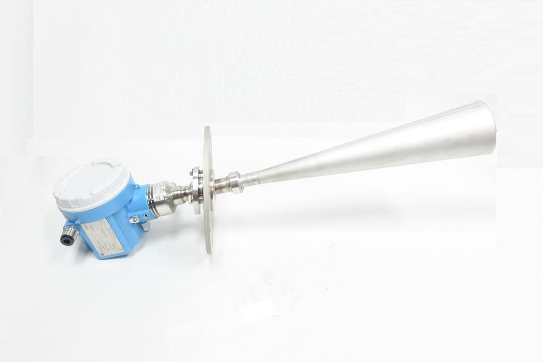 ENDRESS HAUSER FMR250-AEE1XCJBA4M MICROPILOT M RADAR LEVEL TRANSMITTER 16-35V-DC