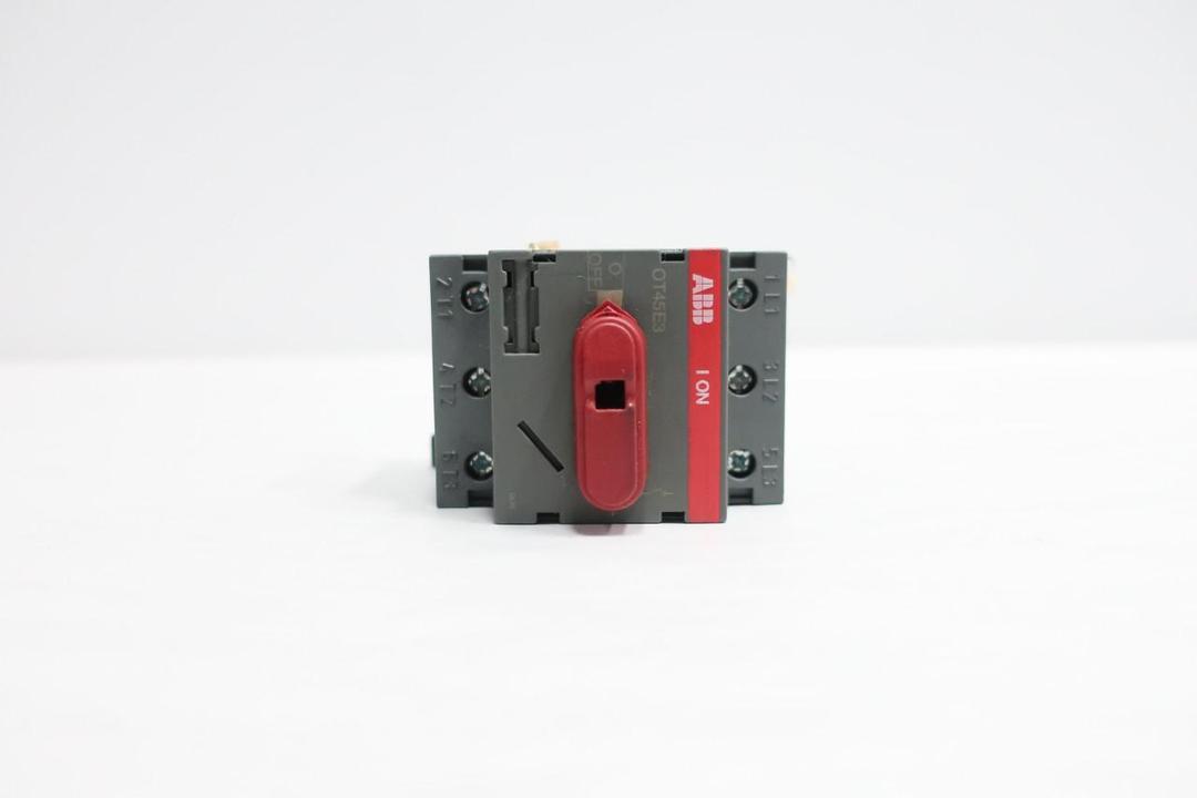 ABB OT45E3 NON-FUSIBLE DISCONNECT SWITCH 3P 60A  600V-AC