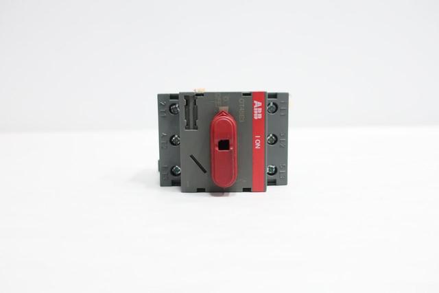 ABB OT45E3 NON-FUSIBLE DISCONNECT SWITCH 3P 60A  600V-AC