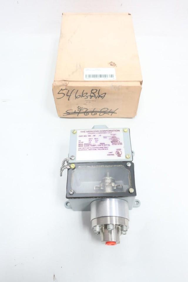 MERCOID 1005-W-33-D PRESSURE SWITCH 3000PSI 125/250V-AC