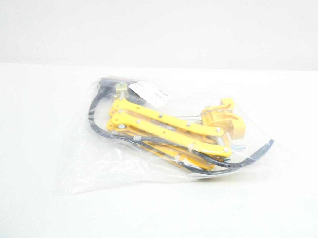MAGNETEK PV-200PTCL TANDEM LATERAL COLLECTOR 200A AMP