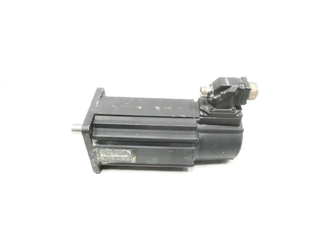 INDRAMAT MKD090B-085-KP0-BN PERMANENT MAGNET MOTOR 4500RPM 12NM 41.8V-AC