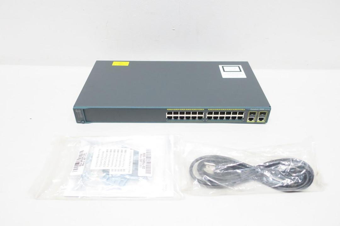 CISCO COM3K00BRF WS-C2960-24TC-L 24-PORT ETHERNET SWITCH
