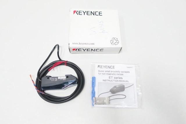 KEYENCE ET-90 FIBER OPTIC AMPLIFIER 12-24V-DC