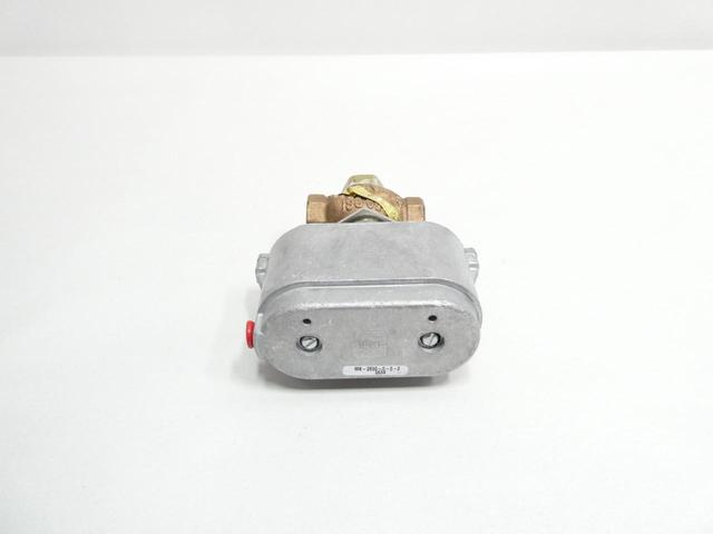 SIEBE MK-2690-0-0-2 THREE WAY PNEUMATIC VALVE 1/2IN