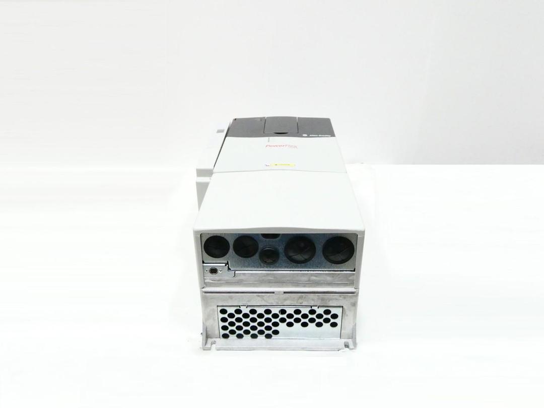 ALLEN BRADLEY 20DD040A0EYNANANE POWERFLEX 700S AC DRIVE 0-400HZ 0-460V-AC 30HP