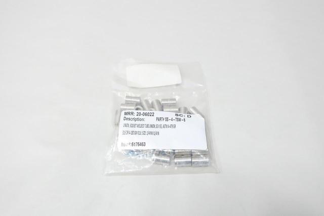 PACK OF 37 SWAGELOK SS-4-TSW-6 STAINLESS SOCKET WELD UNION 1/4IN
