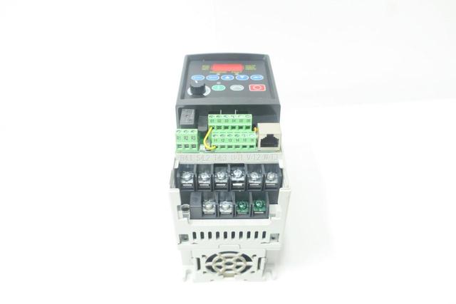 ALLEN BRADLEY 22A-D2P3N104 POWERFLEX 4 DRIVE 380-480V-AC 0-240HZ 0-460V-AC 1HP