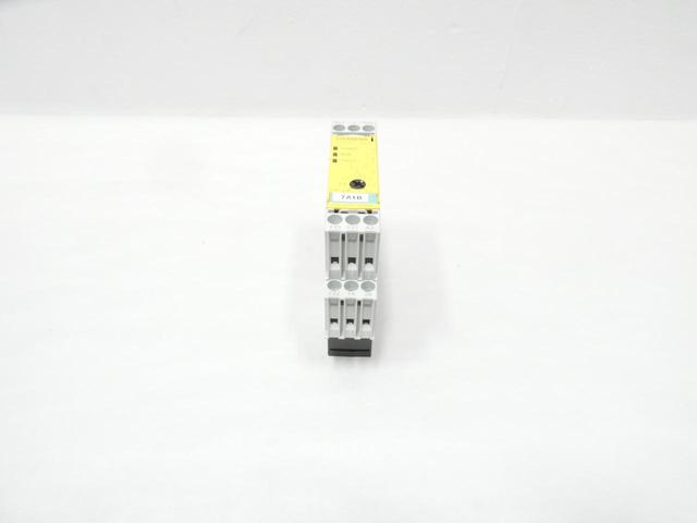 SIEMENS 3TK2842-1BB41 SAFETY RELAY MODULE