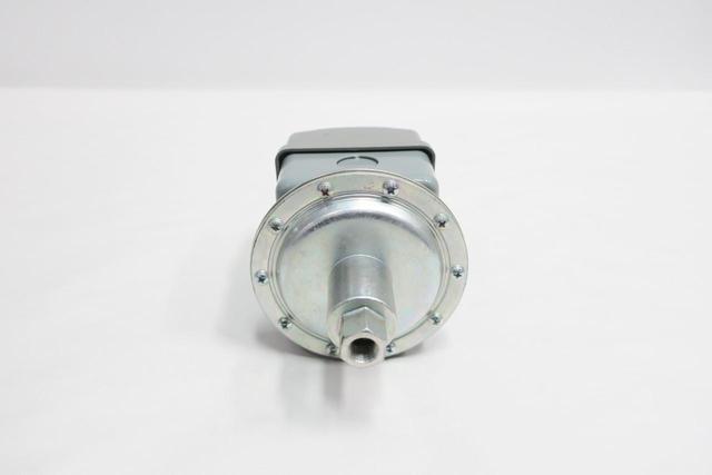 SQUARE D 9016GVG1J12 VACUUM SWITCH 480V-AC