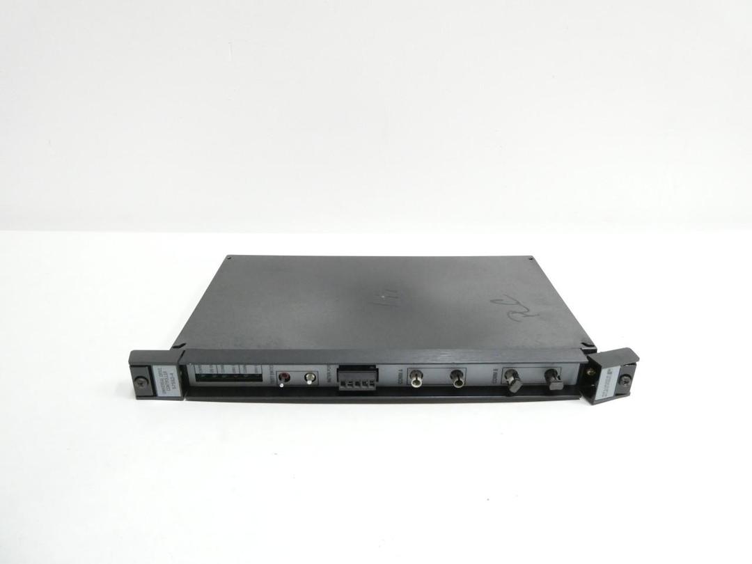 RELIANCE ELECTRIC 57552-4E UNIVERSAL DRIVE CONTROLLER MODULE